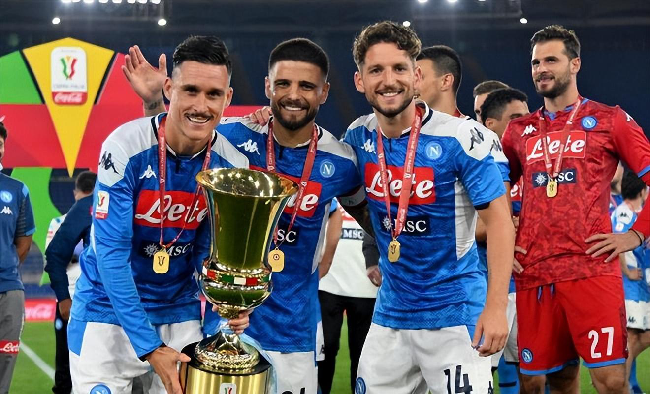 莱比锡红牛攸关冠军格局，全队全力战斗积极拼搏的简单介绍