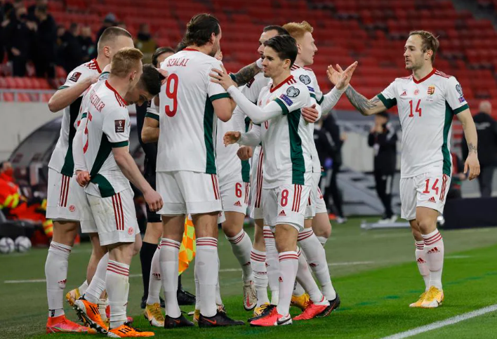 法国对阵匈牙利，胜利之路坎坷