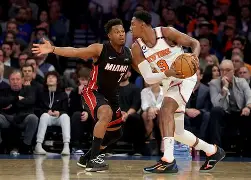 华姆斯助攻制胜，助球队摘得关键胜点